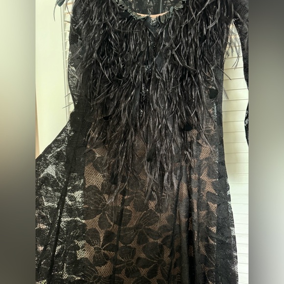 2022 Chanel Ready to wear ostrich trim dress - Picture 6 of 16